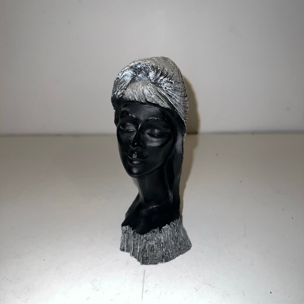 Vintage Designs by Frank Schirman “Serenity” Statue - Hawaii